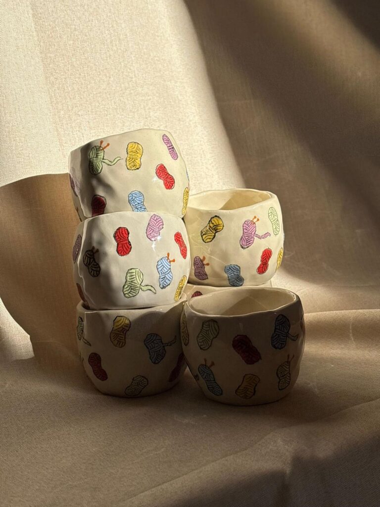 Anna's Knitting Corner Budapest custom tea mugs
