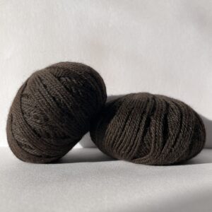 British Alpaca Yarn 4 Ply – Redens Dark Brown, 100g
